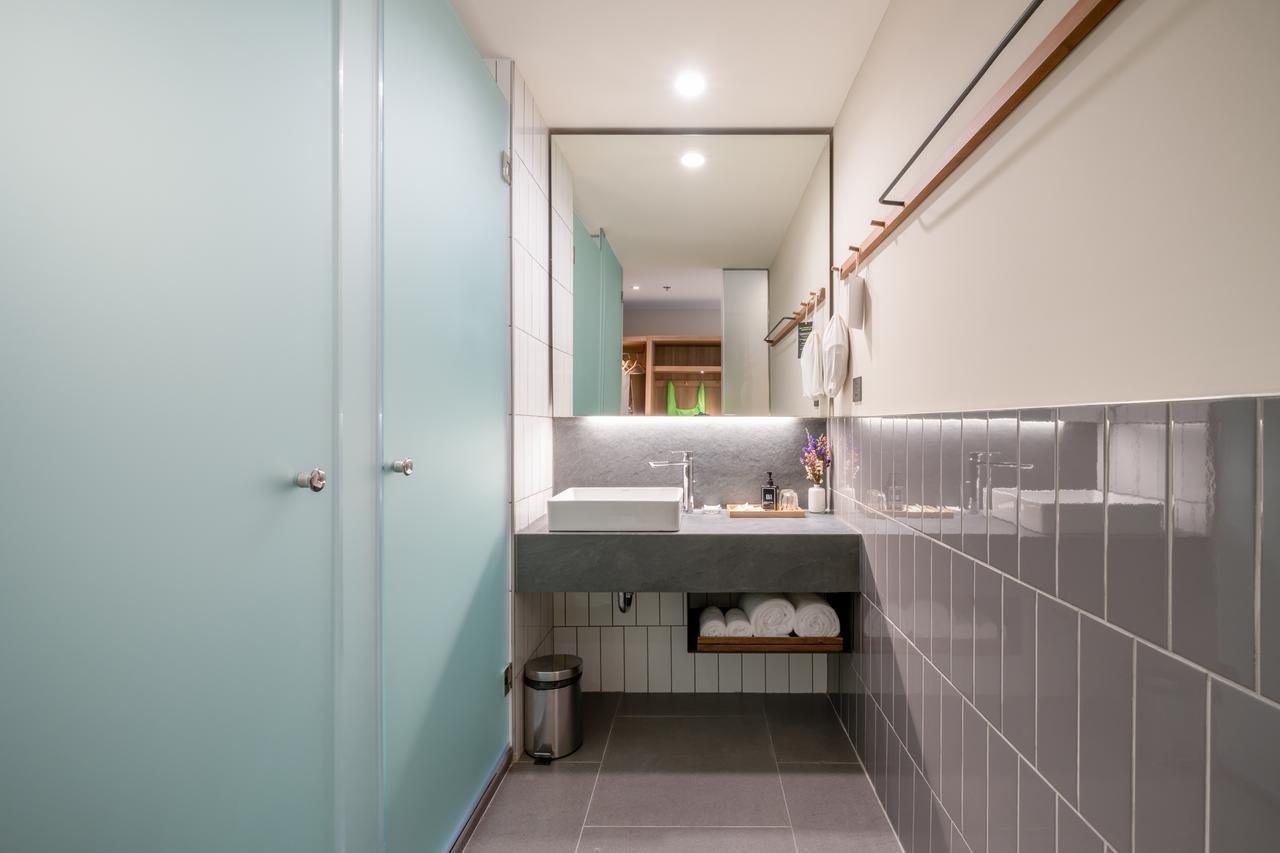 Triple Y Hotel Bangkok Ngoại thất bức ảnh