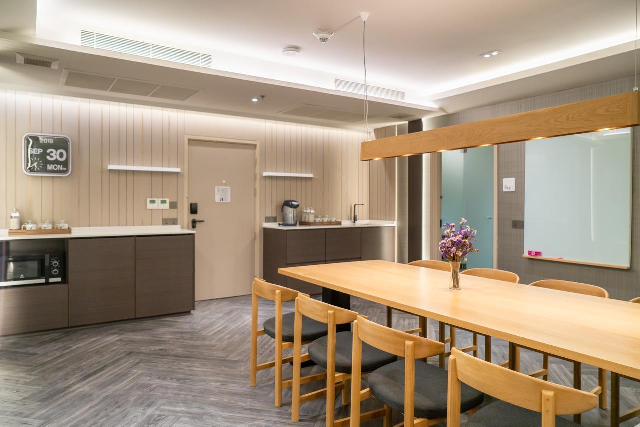 Triple Y Hotel Bangkok Ngoại thất bức ảnh